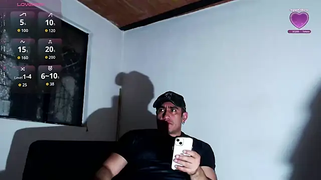 Snapshot of willian_m777 chatting on June 13, 2026, 3:04 am willian m777 online show from June 13, 2026, 3:04 am