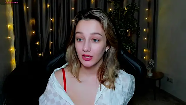 Snapshot of Sinty_Noria chatting on February 26, 2025, 4:14 am Sinty Noria online show from February 26, 2025, 4:14 am