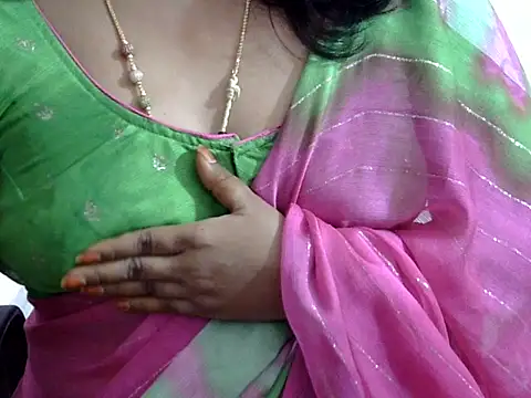 Snapshot of Vennela-1-Telugu chatting on October 30, 2025, 7:21 am Vennela-1-Telugu online show from October 30, 2025, 7:21 am