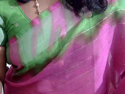 Snapshot of Vennela-1-Telugu chatting on November 7, 2025, 9:53 am Vennela-1-Telugu online show from November 7, 2025, 9:53 am