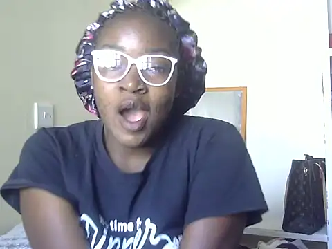 Snapshot of Sexy_racy_rebel_ chatting on November 21, 2025, 6:56 am Sexy racy rebel online show from November 21, 2025, 6:56 am