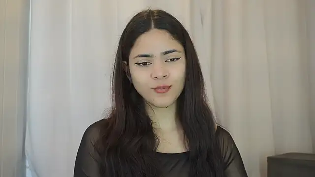 Feetgirl01 online show from March 16, 2025, 9:16 am