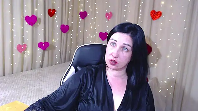 Snapshot of JillStevens chatting on May 17, 2026, 1:40 pm JillStevens online show from May 17, 2026, 1:40 pm