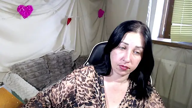 Snapshot of JillStevens chatting on July 7, 2026, 3:31 am JillStevens online show from July 7, 2026, 3:31 am