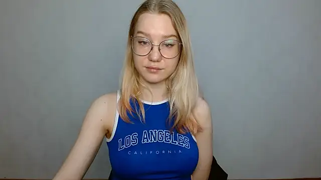 cindi hot online show from February 8, 2025, 11:33 am