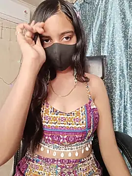 Parinaaz18 online show from May 5, 2026, 12:51 am