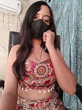 Parinaaz18 online show from May 14, 2026, 1:23 am