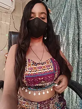 Parinaaz18 online show from June 4, 2026, 1:00 am