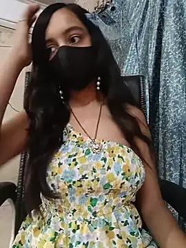 Parinaaz18 online show from July 11, 2026, 1:08 am