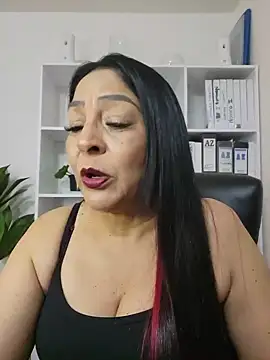 Snapshot of Gina_Myers chatting on May 14, 2026, 3:35 am Gina Myers online show from May 14, 2026, 3:35 am