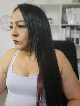 Gina Myers online show from July 28, 2026, 3:24 am