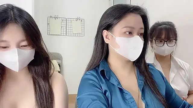 Snapshot of Bamboo_Swetie chatting on December 20, 2025, 3:08 pm Bamboo Swetie online show from December 20, 2025, 3:08 pm