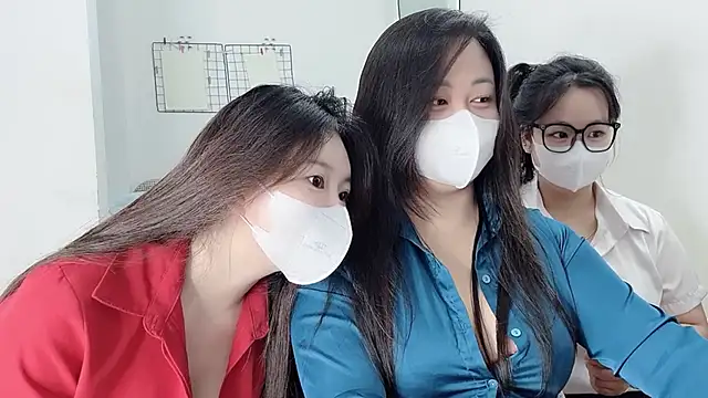 Snapshot of Bamboo_Swetie chatting on January 17, 2026, 3:39 pm Bamboo Swetie online show from January 17, 2026, 3:39 pm