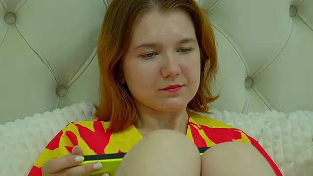 LessySmith online show from September 20, 2025, 4:24 am