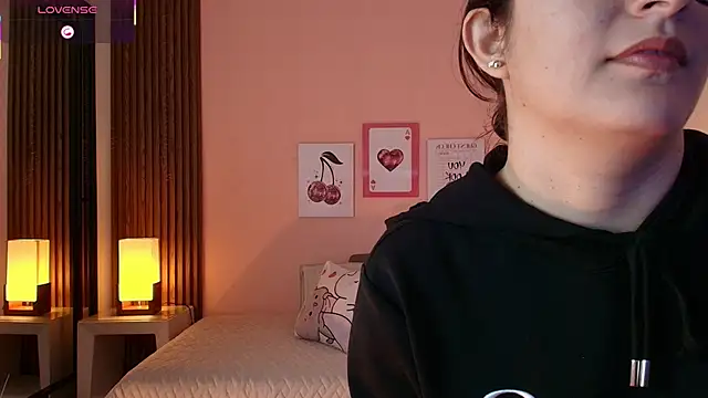 alina martinelli online show from February 25, 2026, 11:53 am