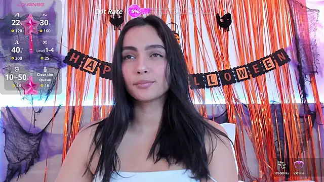 Snapshot of kareena_basu chatting on November 1, 2025, 7:05 pm kareena basu online show from November 1, 2025, 7:05 pm