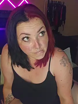 -BonnieBlack- online show from July 26, 2026, 9:05 am