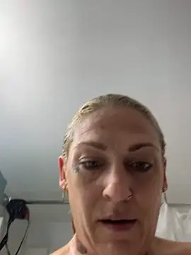 Snapshot of StaceyWildXo chatting on July 22, 2026, 8:39 am StaceyWildXo online show from July 22, 2026, 8:39 am