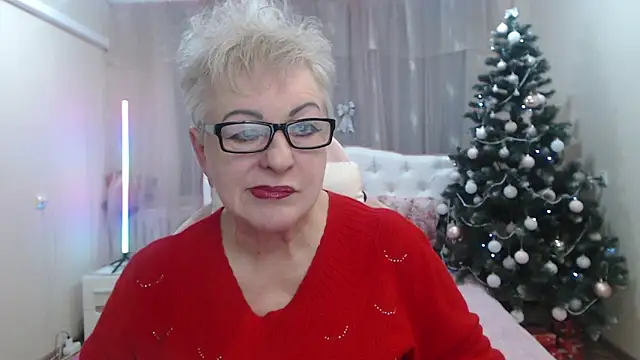 KayleSmoll online show from January 14, 2026, 7:41 pm