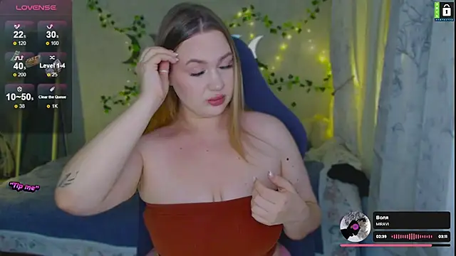 Snapshot of -LinaLove- chatting on November 16, 2025, 6:35 pm -LinaLove- online show from November 16, 2025, 6:35 pm