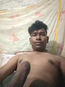 richardjames95 online show from May 15, 2026, 1:07 pm