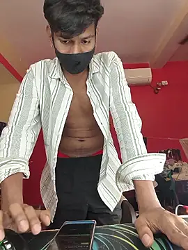 Snapshot of richardjames95 chatting on July 6, 2026, 7:49 pm richardjames95 online show from July 6, 2026, 7:49 pm