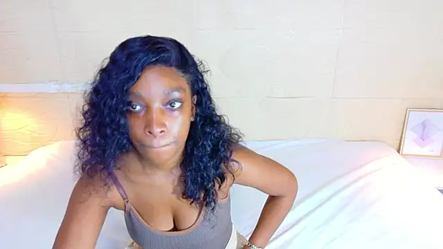 Shamiraa moore online show from June 10, 2026, 8:41 pm