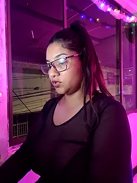 Sofythom1 online show from March 13, 2025, 4:05 am