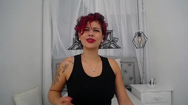 MarianaSanz online show from February 2, 2025, 12:02 pm