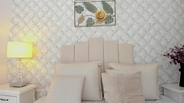 MarianaSanz online show from September 14, 2025, 1:10 pm