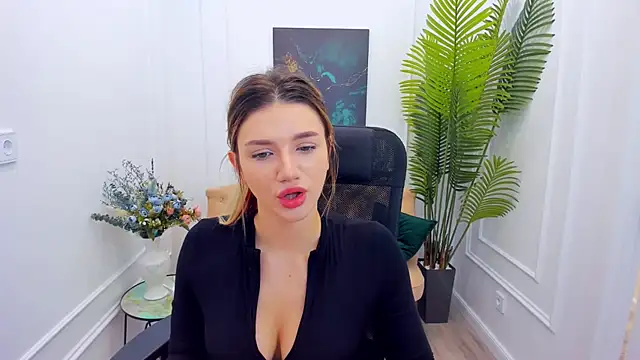 SelenaeMoore online show from September 11, 2025, 3:39 am