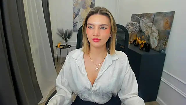 SelenaeMoore online show from March 20, 2026, 8:14 pm