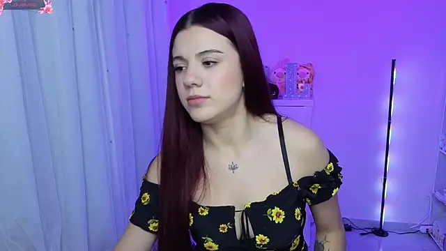 Layla castilloo online show from June 25, 2026, 2:22 am