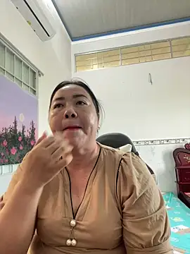 NDith online show from March 22, 2025, 9:02 am