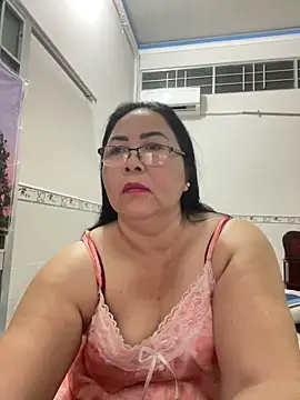 Snapshot of NDith chatting on December 13, 2025, 7:53 pm NDith online show from December 13, 2025, 7:53 pm