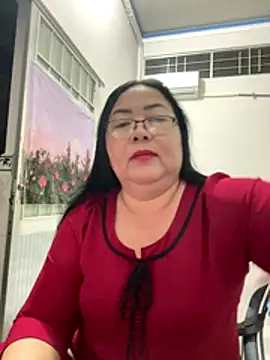 Snapshot of NDith chatting on January 5, 2026, 10:46 pm NDith online show from January 5, 2026, 10:46 pm