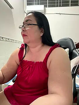 Snapshot of NDith chatting on January 11, 2026, 1:38 pm NDith online show from January 11, 2026, 1:38 pm