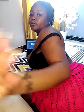 Cherriikenzie online show from November 8, 2025, 11:32 am