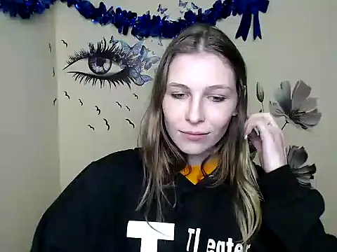 Snapshot of StrangerGi chatting on February 26, 2025, 4:24 pm StrangerGi online show from February 26, 2025, 4:24 pm