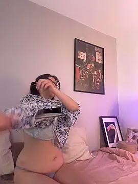 hannaasweet online show from February 16, 2026, 8:16 pm