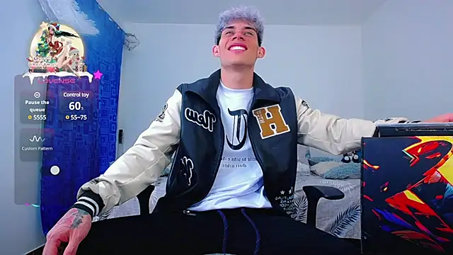 Snapshot of thiagomurphyy chatting on January 3, 2025, 2:43 am thiagomurphyy online show from January 3, 2025, 2:43 am