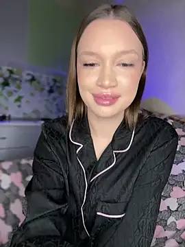 Snapshot of bunnyrich chatting on January 19, 2025, 6:10 pm bunnyrich online show from January 19, 2025, 6:10 pm