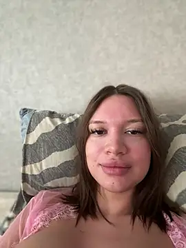 Snapshot of bunnyrich chatting on March 22, 2025, 9:45 am bunnyrich online show from March 22, 2025, 9:45 am