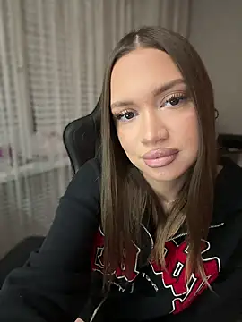 Snapshot of bunnyrich chatting on November 23, 2025, 9:47 pm bunnyrich online show from November 23, 2025, 9:47 pm