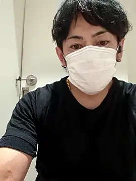 Snapshot of RYOTA8888888888 chatting on October 10, 2025, 5:23 pm RYOTA8888888888 online show from October 10, 2025, 5:23 pm