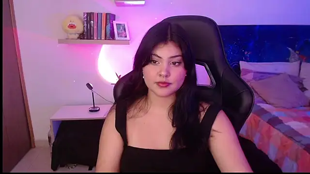 SusyAlvarez online show from November 19, 2025, 1:16 am