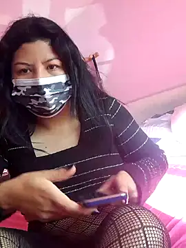 katymojadit online show from January 13, 2025, 1:06 pm