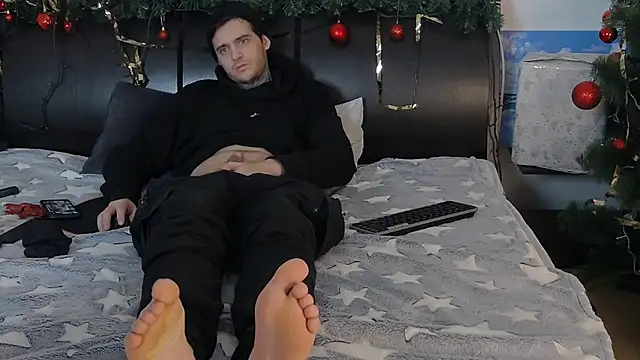 Snapshot of CarterCole chatting on December 27, 2024, 11:06 am CarterCole online show from December 27, 2024, 11:06 am