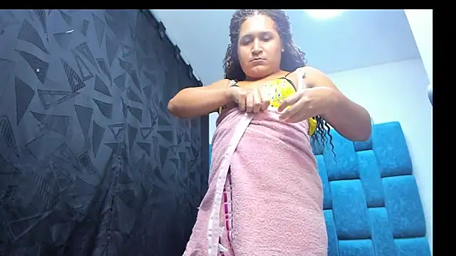 Snapshot of dirtygirl_hot chatting on March 22, 2025, 7:57 am dirtygirl hot online show from March 22, 2025, 7:57 am