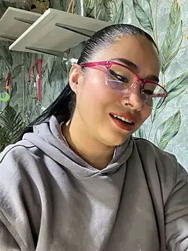 Snapshot of Sweet__Nurse1 chatting on June 22, 2026, 8:50 pm Sweet Nurse1 online show from June 22, 2026, 8:50 pm